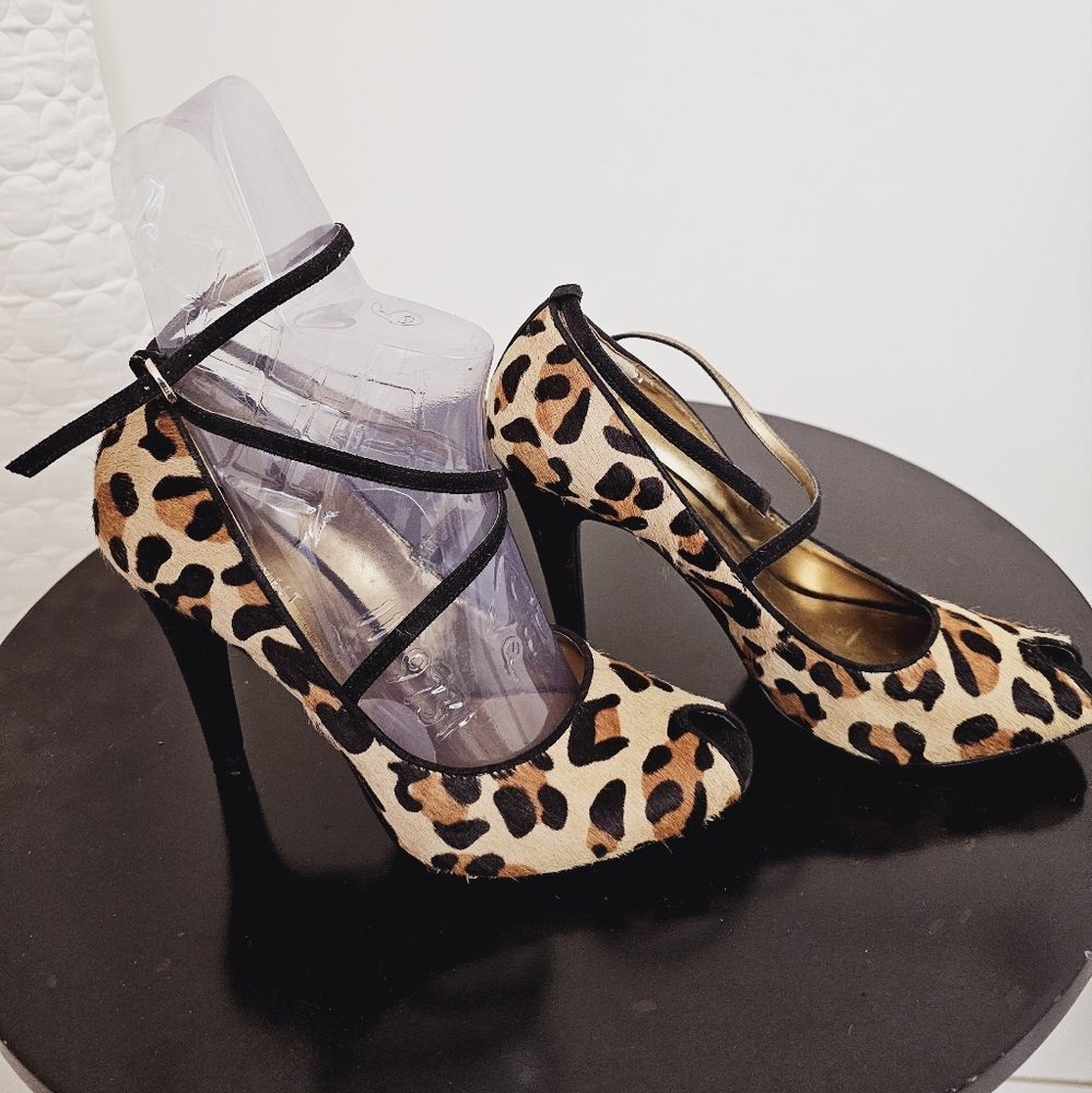 Animal print Nine West heels stilettos Size US 8 